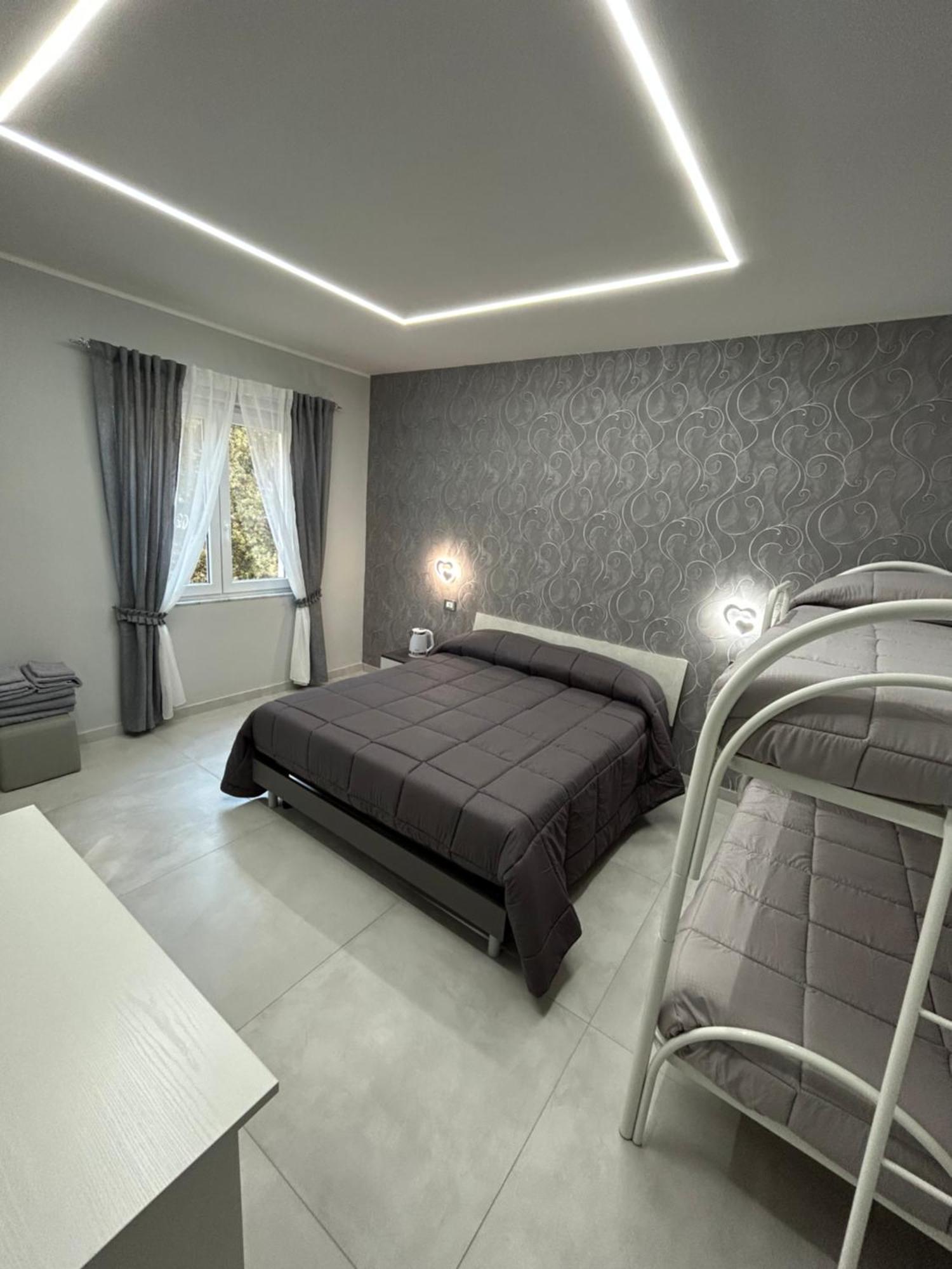 Skycity 2 B&B Naples Luaran gambar
